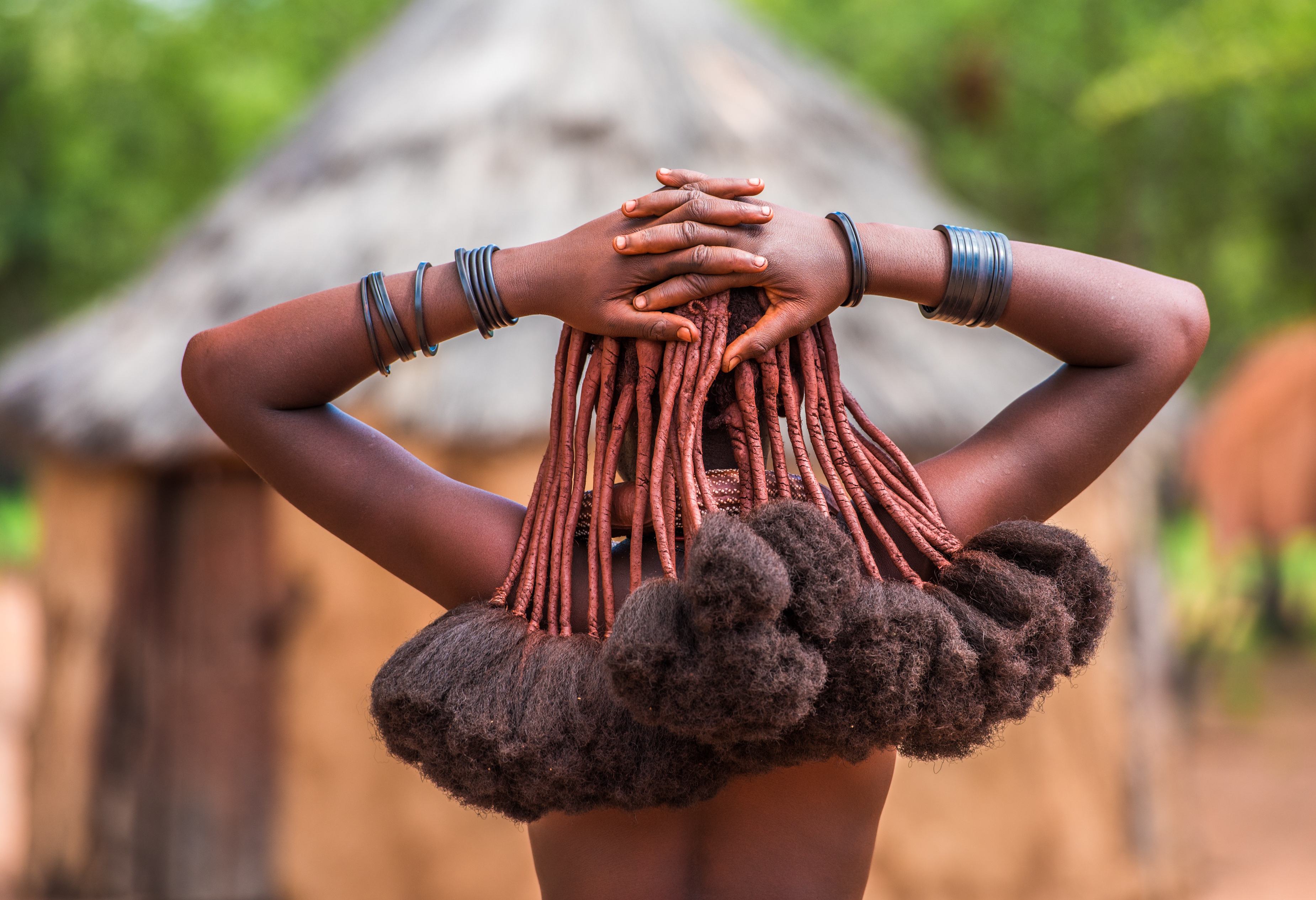 Himba haardracht in Namibië