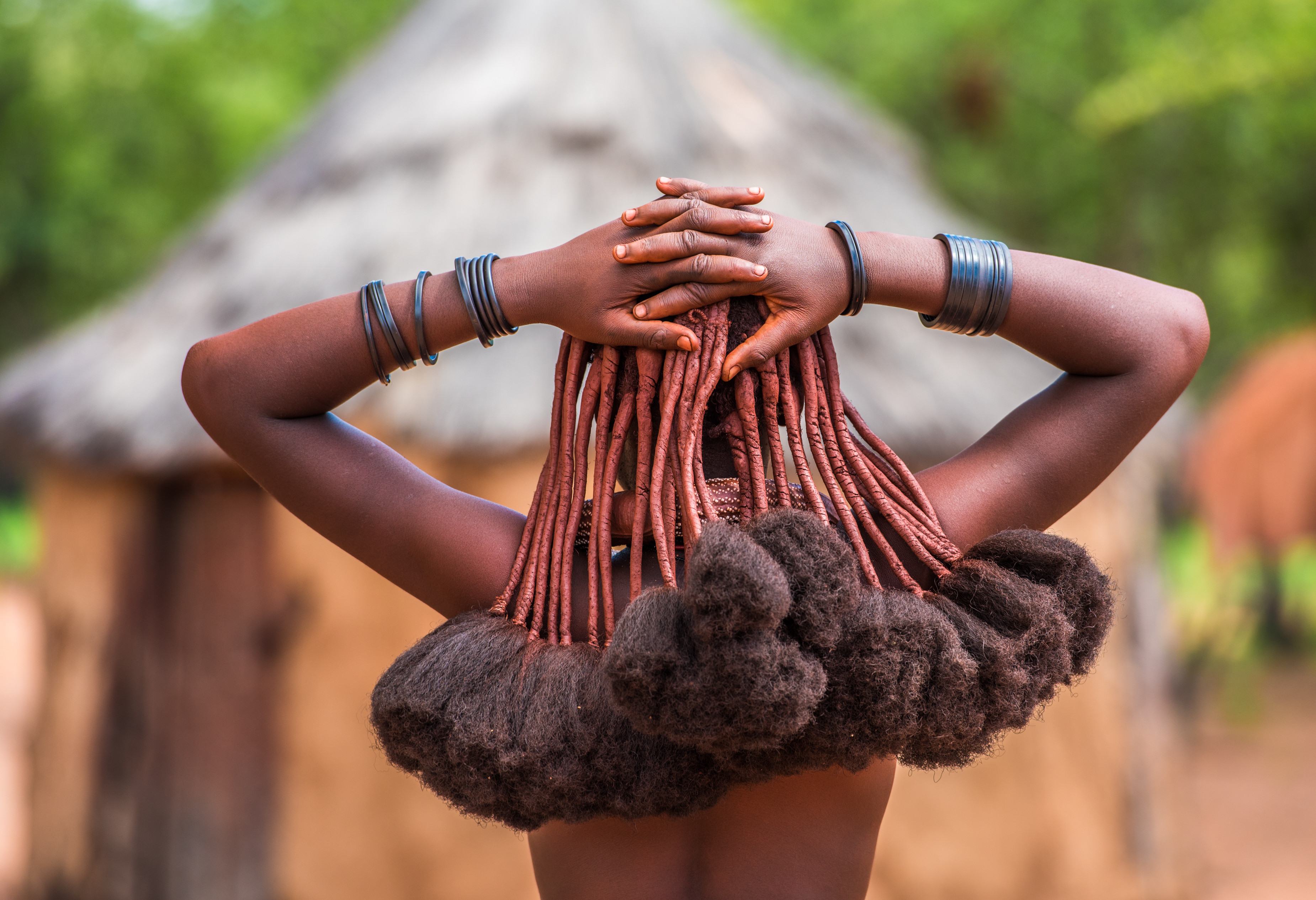 Himba haar stijl in Namibië