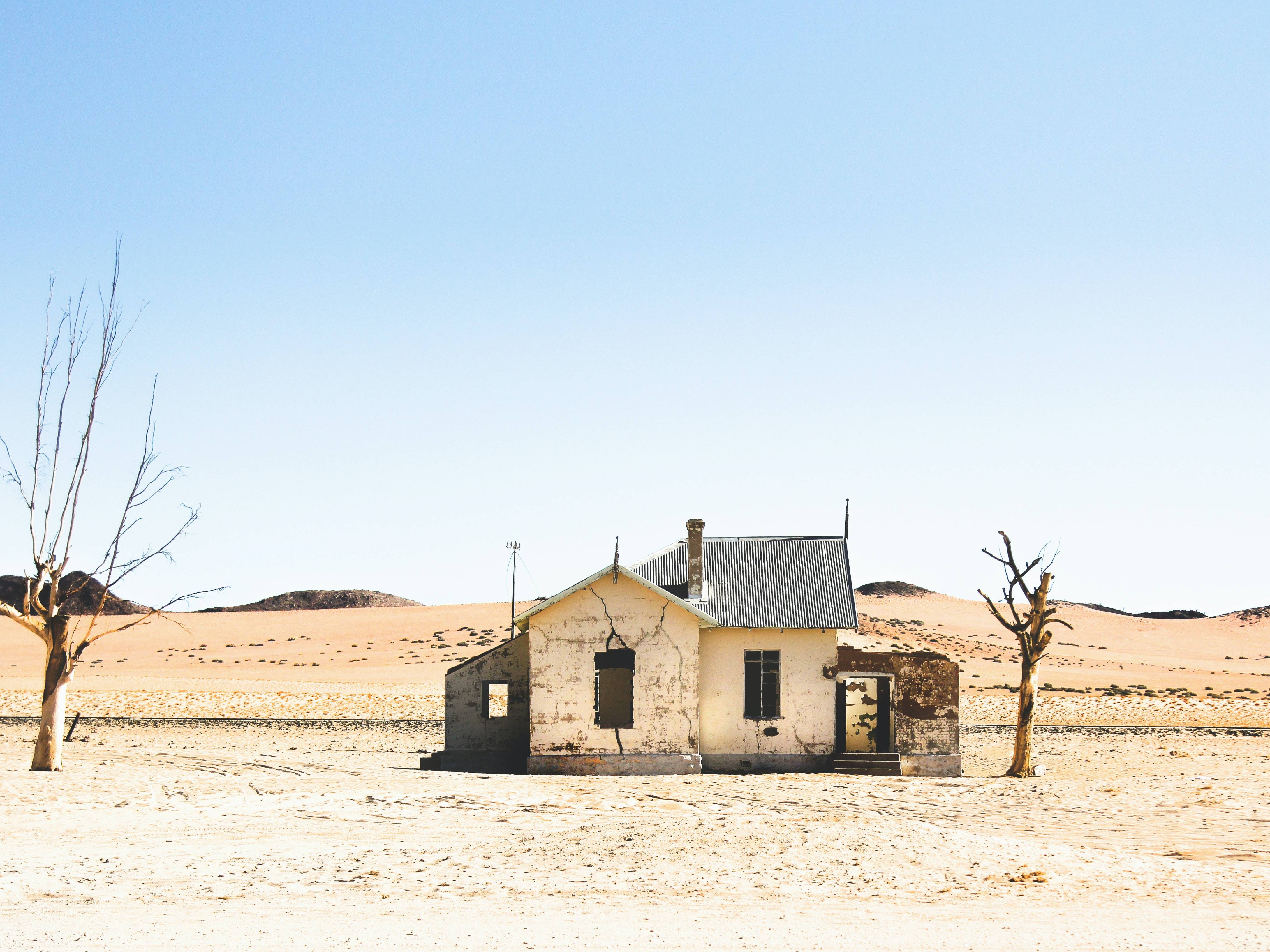 namibie-kolmanskop-verlaten-huis
