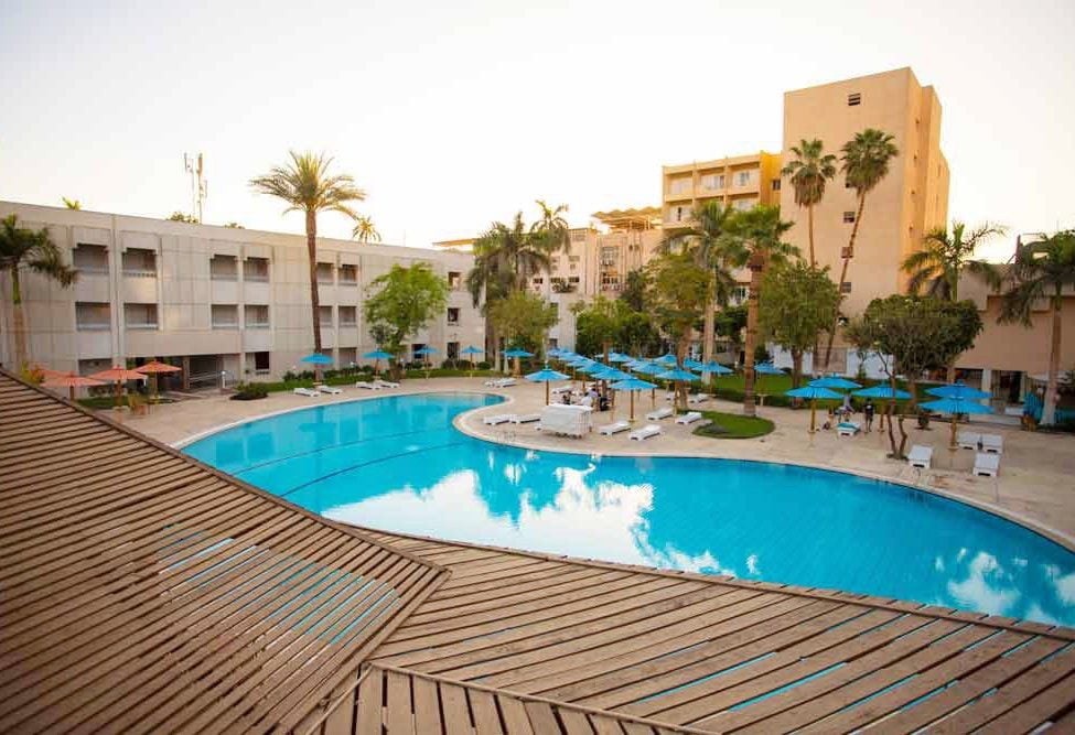 egypte-luxor-aracan-eatabe-hotel-zwembad