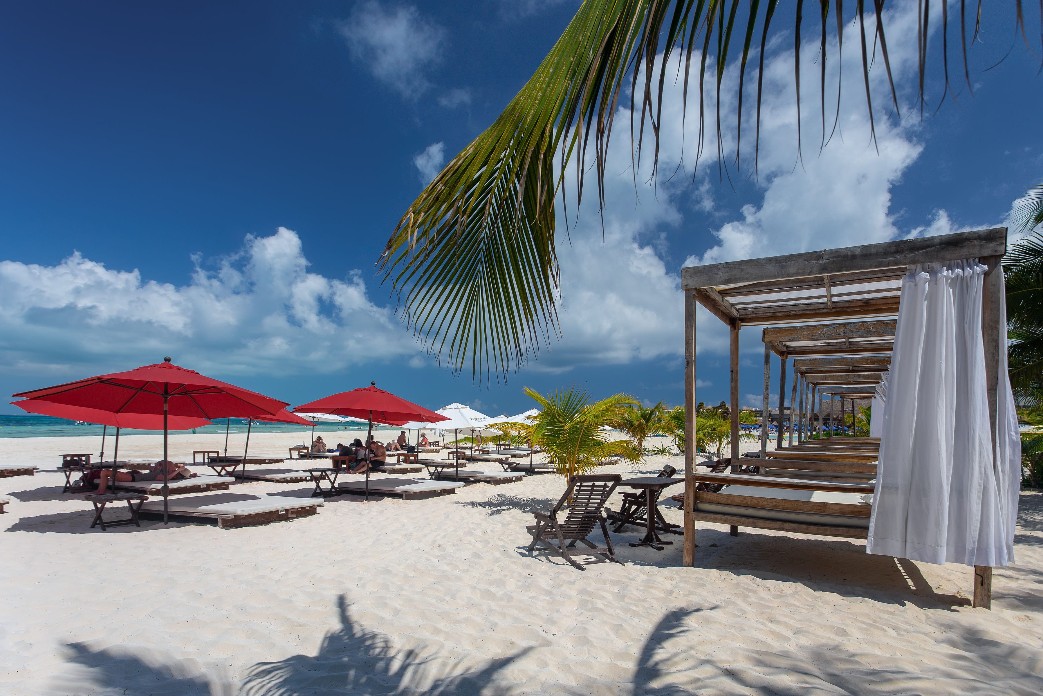 Strand van Na Balam Beach Resort op Isla Mujeres in Mexico