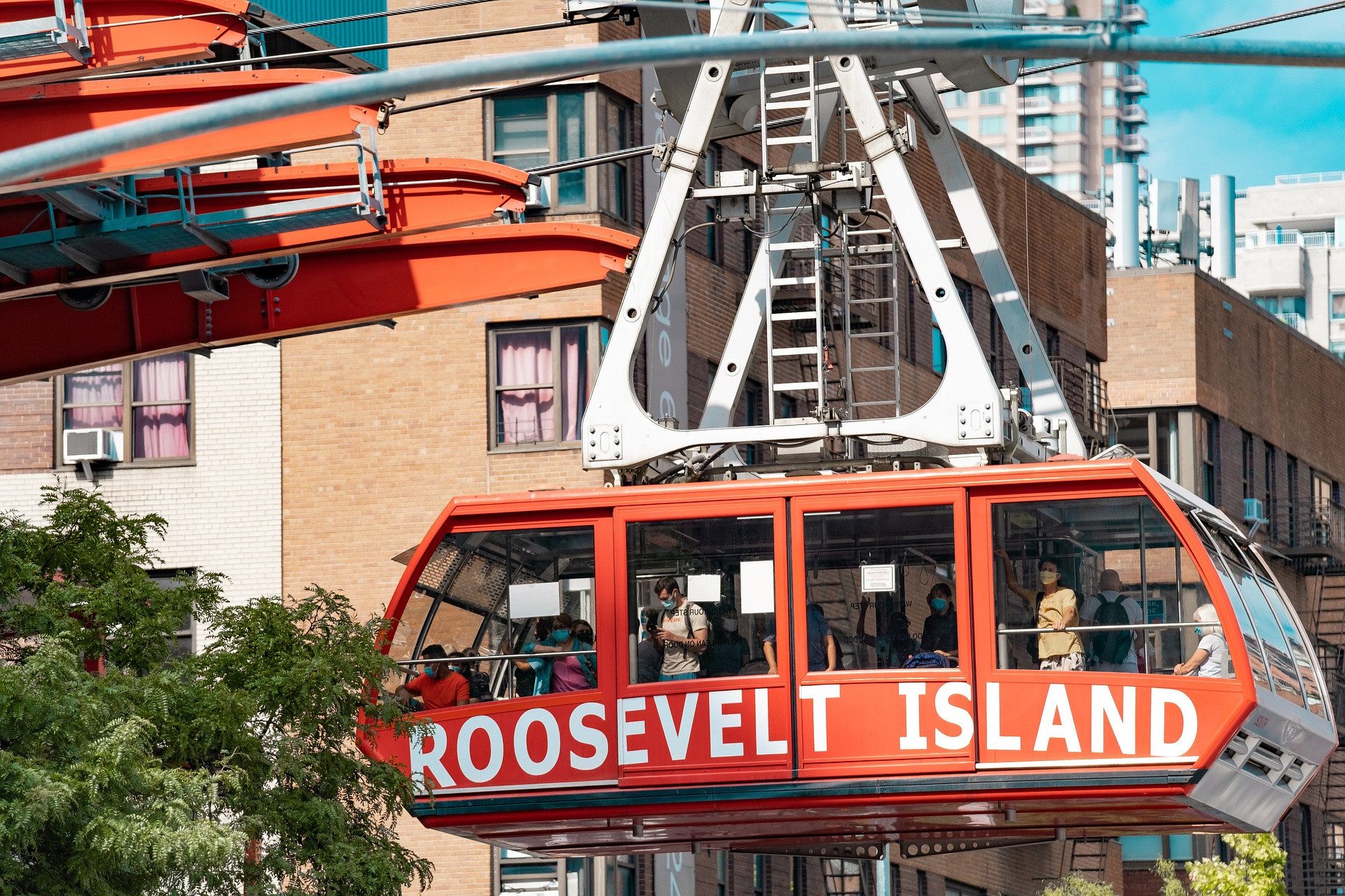 Roosevelt Island cable tram in New York