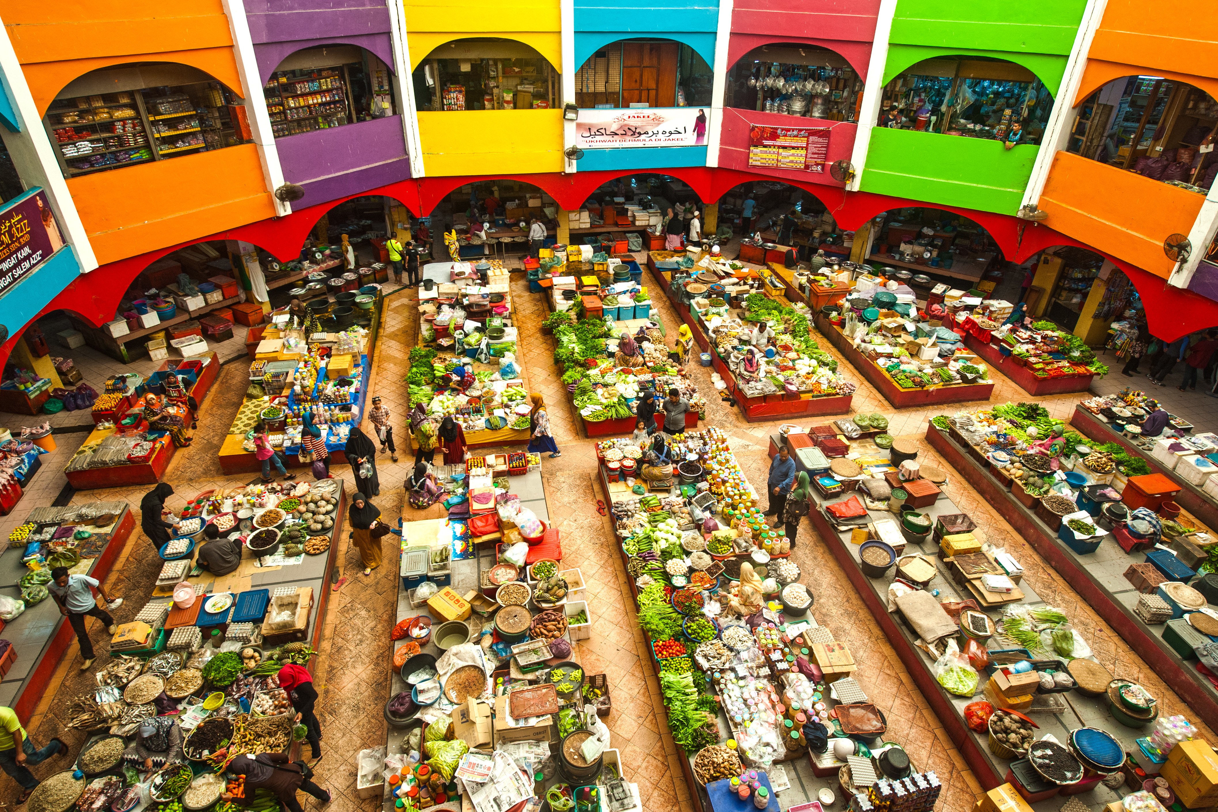 Kleurrijke markt in Kota Bharu in West-Maleisië