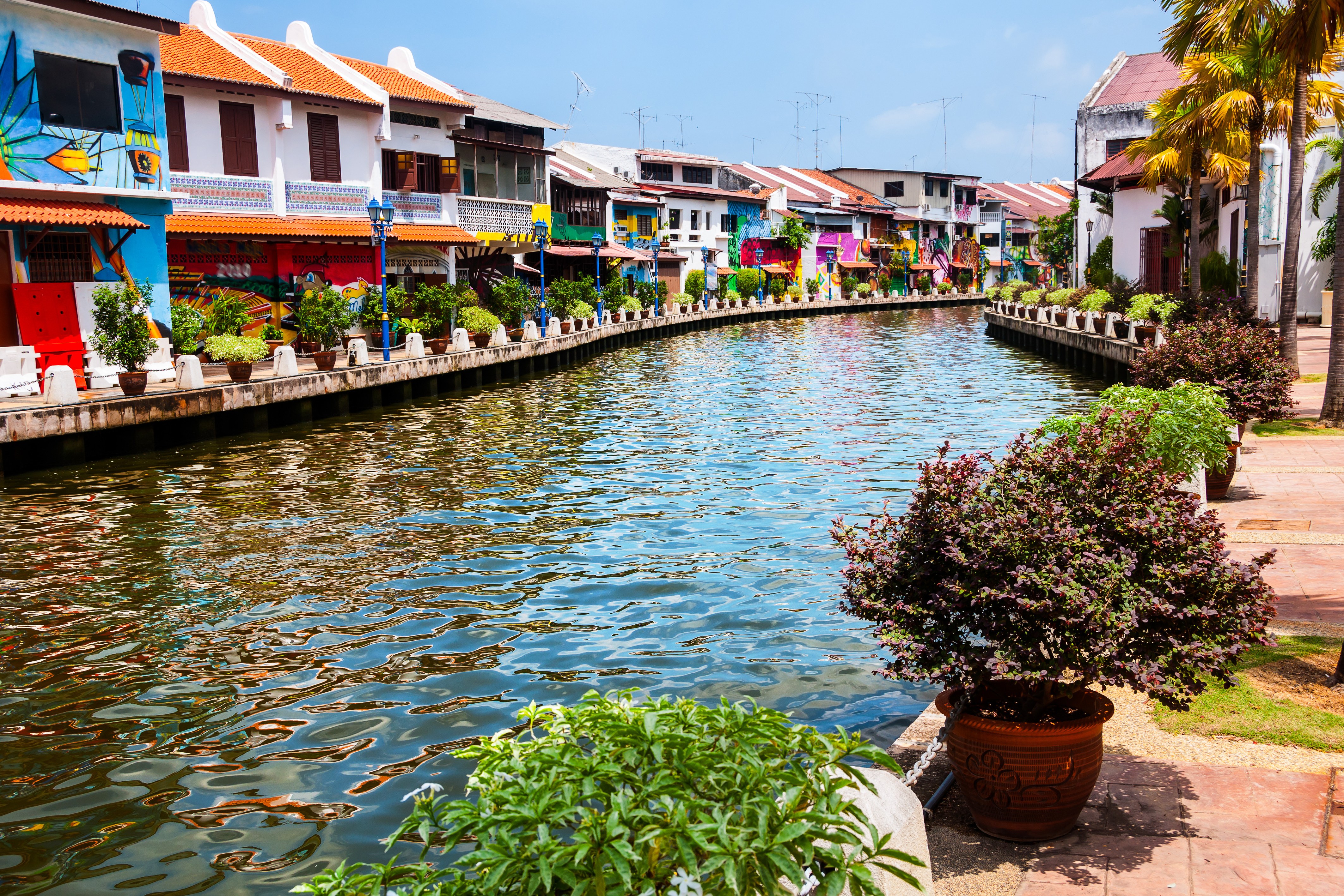 Historische huizen langs de Malacca-rivier in West-Maleisië