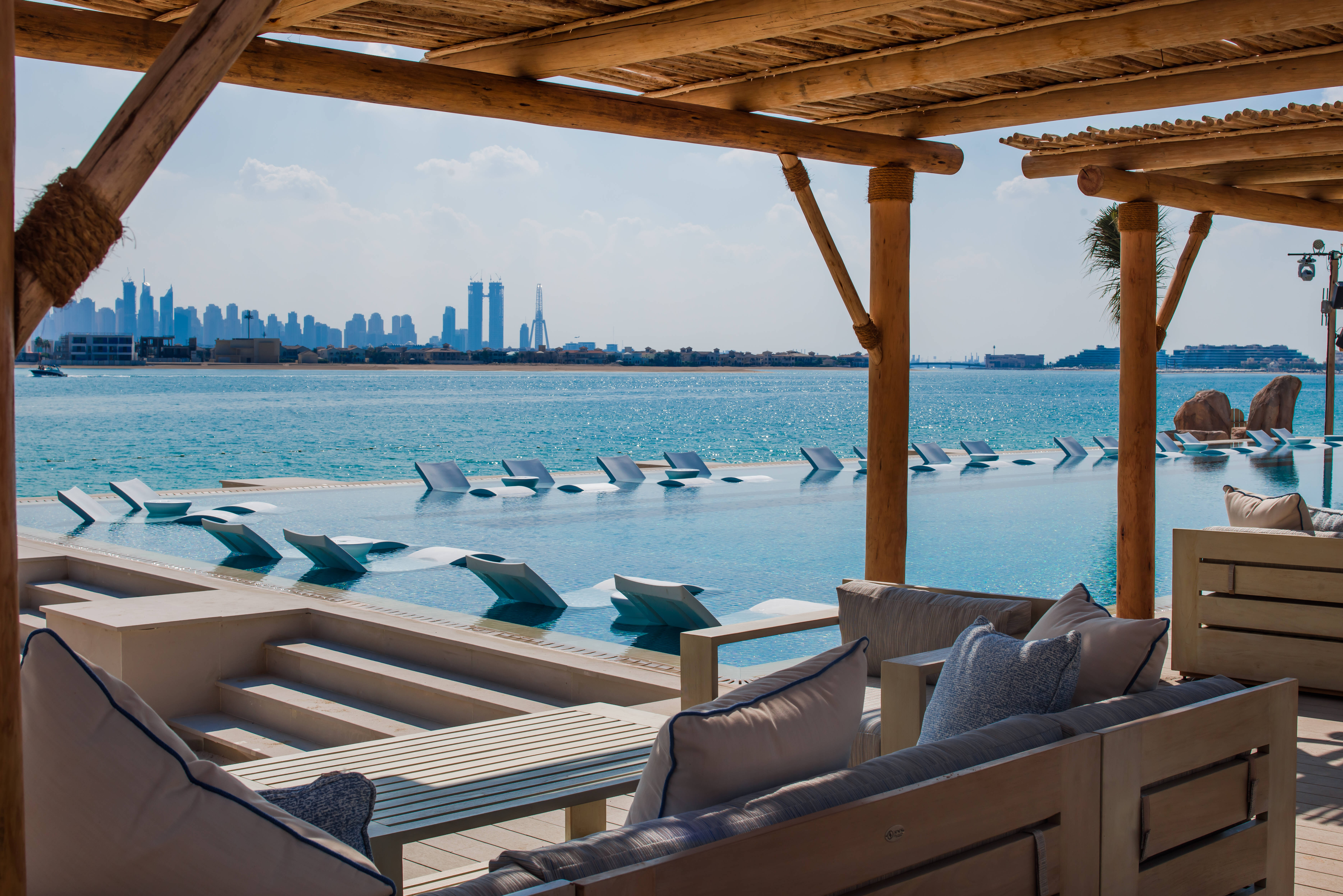 Dubai Emirates Atlantis the Palm White Beach