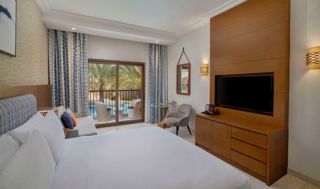 Emiraten Ras Al Khaimah Double Tree by Hilton Pool View Kamer King