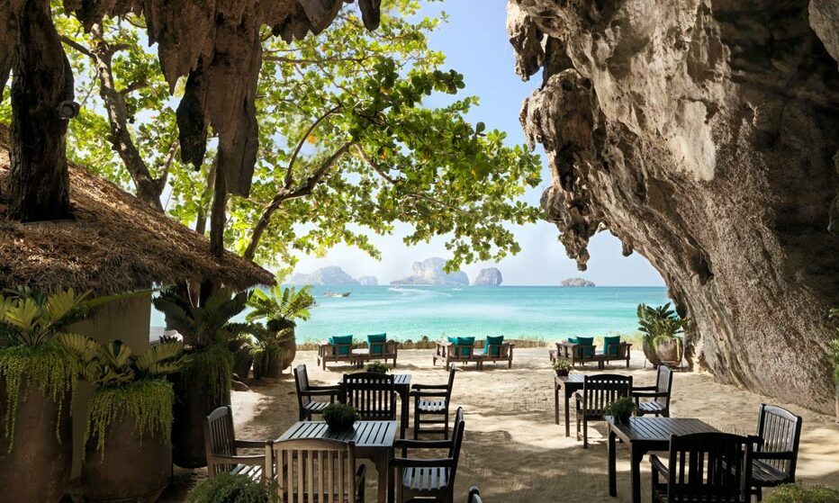 Grotto restaurant Rayavadee Resort Krabi