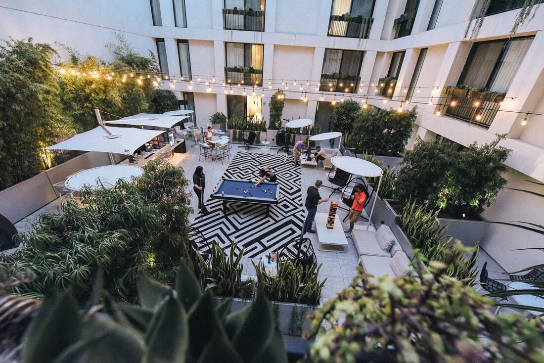 Amerika Los Angeles THe Godfrey Hotel Dakterras