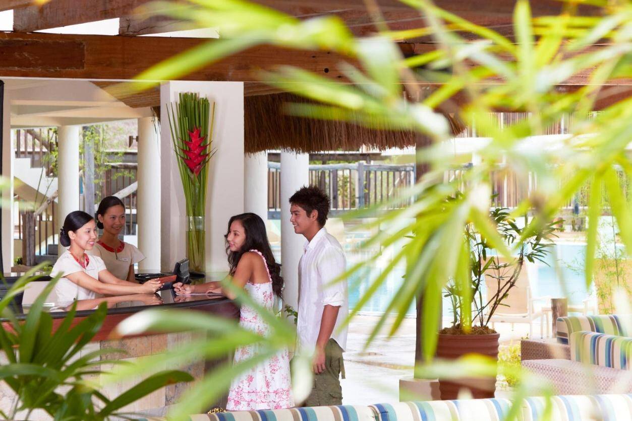 Filipijnen Bohol Bluewater Beach Resort Bar