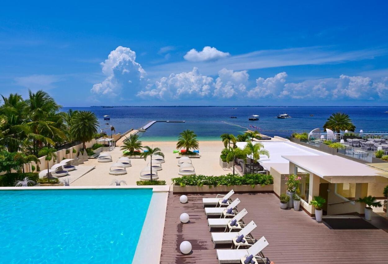 Filipijnen Cebu Be Resort Mactan Strand Zwembad