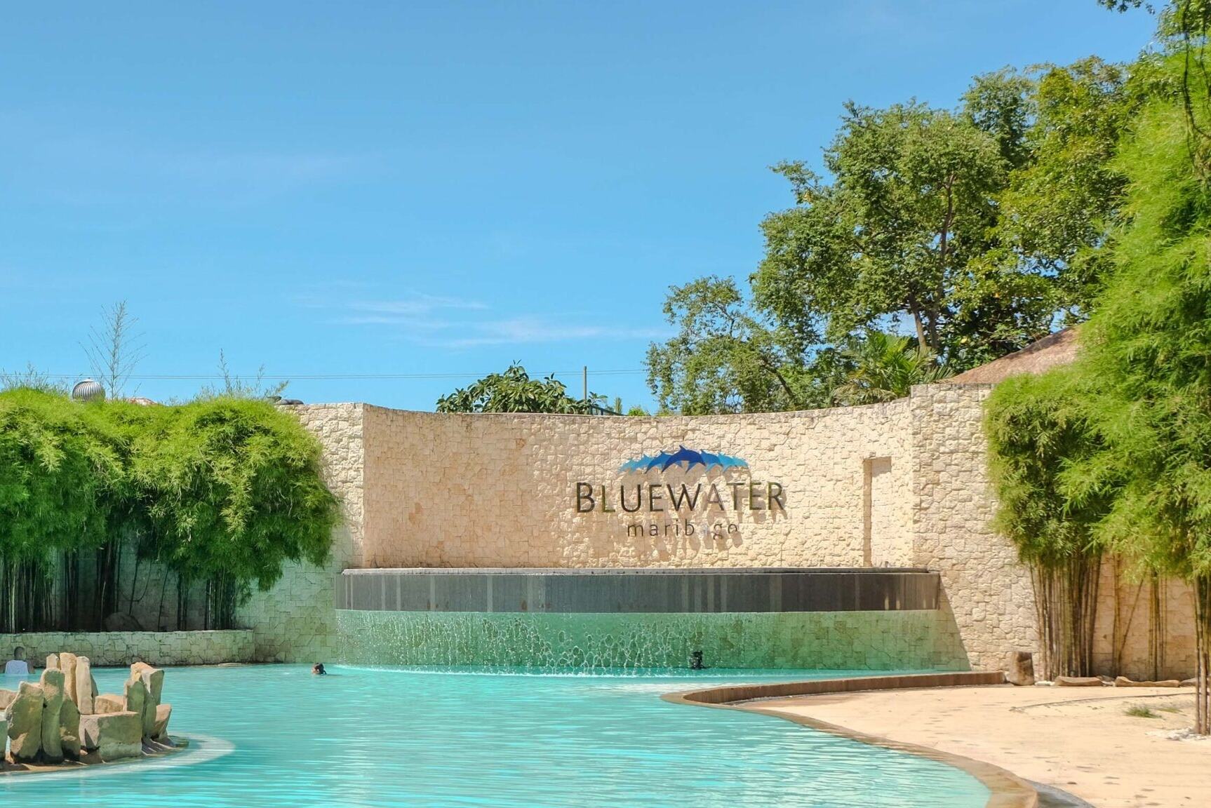 Bluewater Maribago Beach Resort Zwembad