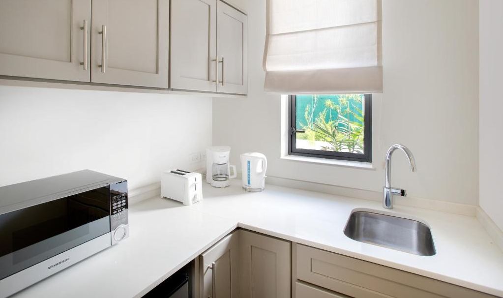 Barbados Westkust St James Beach View Hotel Kamer Kitchenette