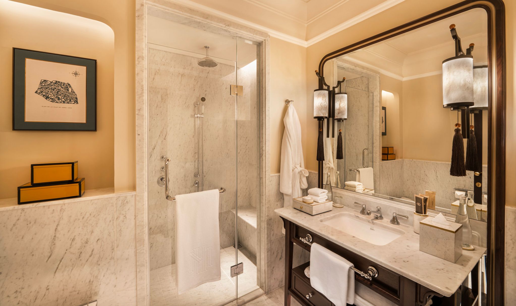 Badkamer van Luxury kamer in het Sofitel Legend Metropole in Hanoi in Vietnam