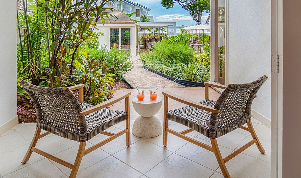 Barbados Westkust St James Treasure Beach Art Hotel Pool Garden View Suite