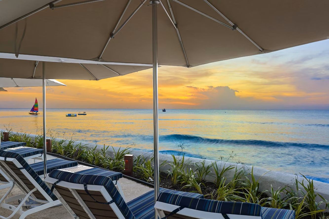 Barbados Westkust St James Treasure Beach Art Hotel Strand