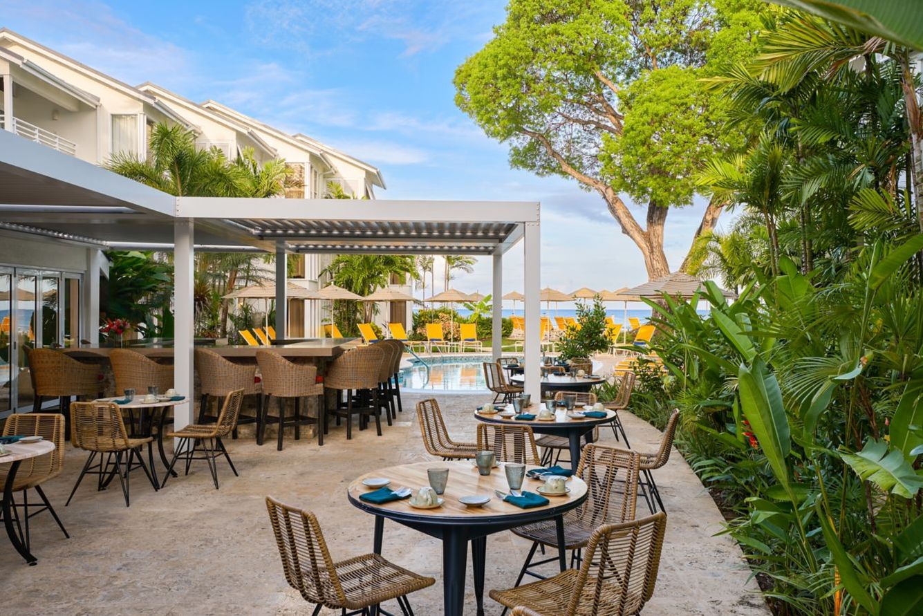 Barbados Westkust St James Treasure Beach Art Hotel Bar