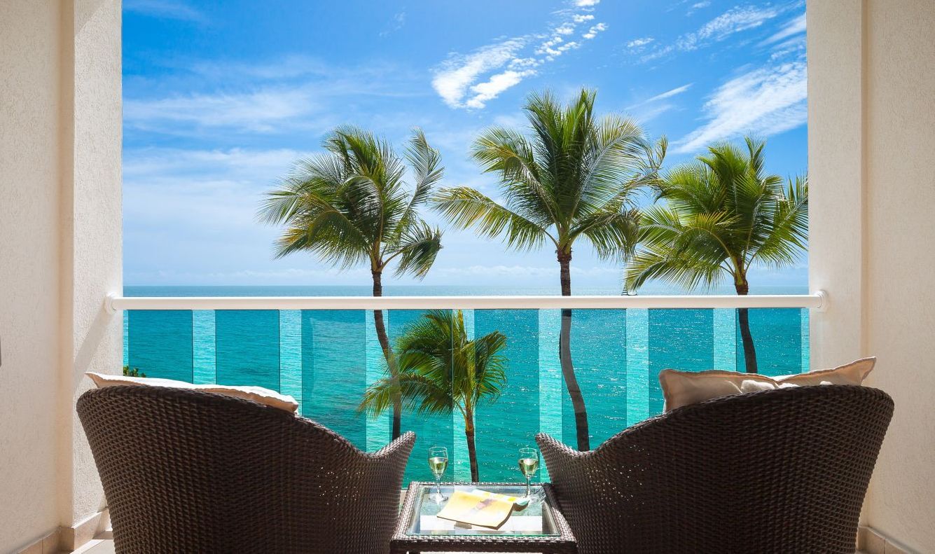 Barbados Westkust St James Waves Resort Spa Ocean Front Kamer