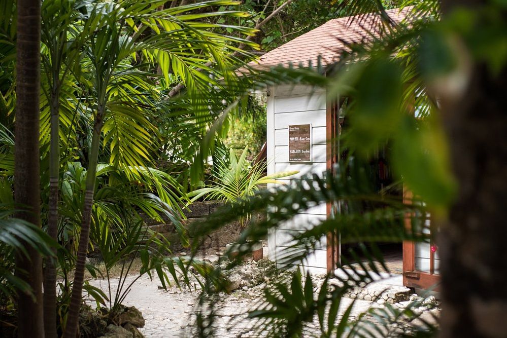 Barbados Oostkust Bathsheba ECO Lifestyle Lodge Terrein