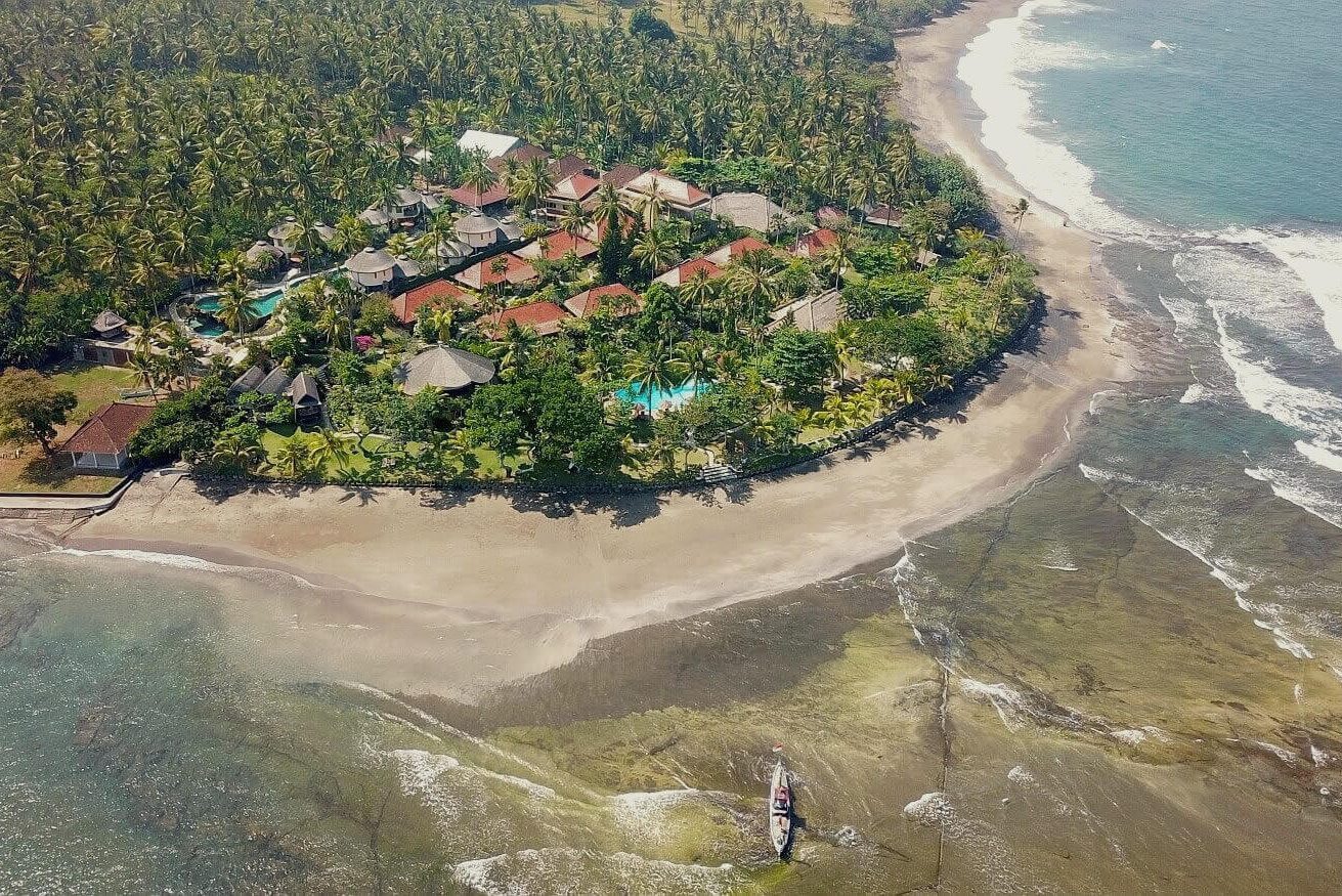 Puri Dajuma Pekutatan Bali