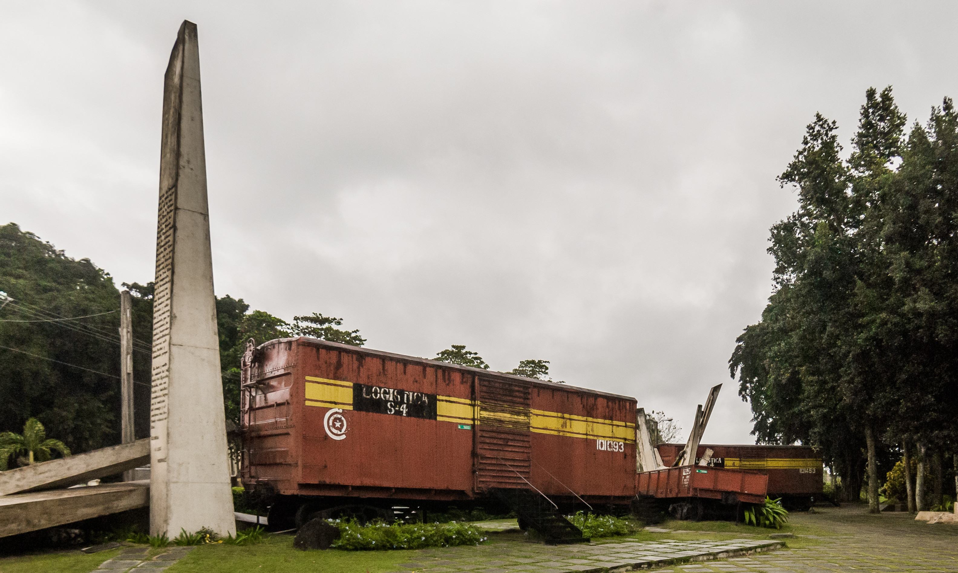 cuba-santa-clara-tren-blindado-monument
