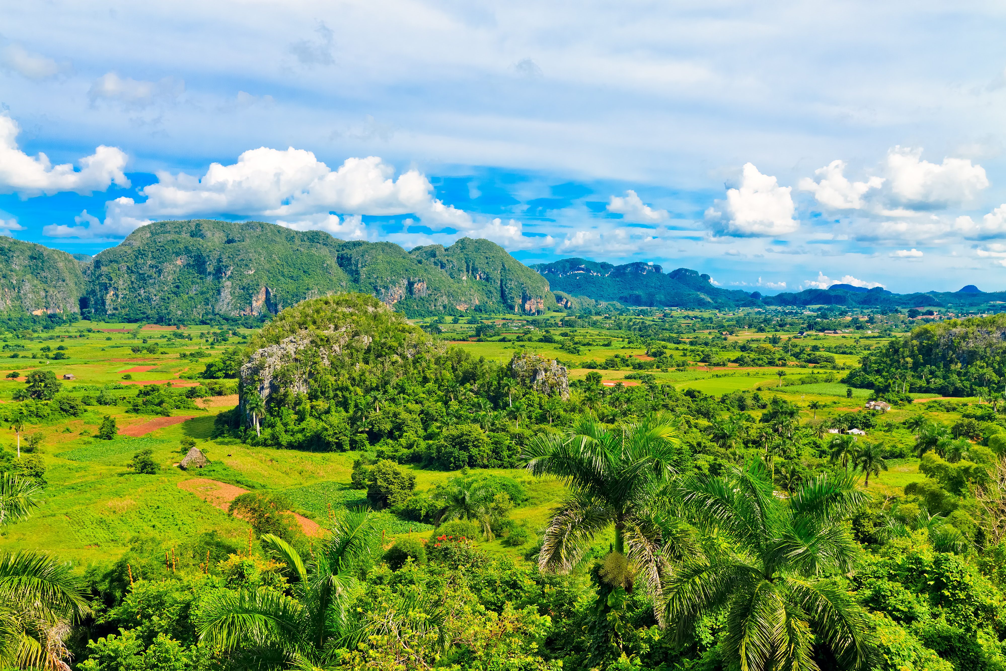 Uitzicht over de Vinales Vallei in Cuba