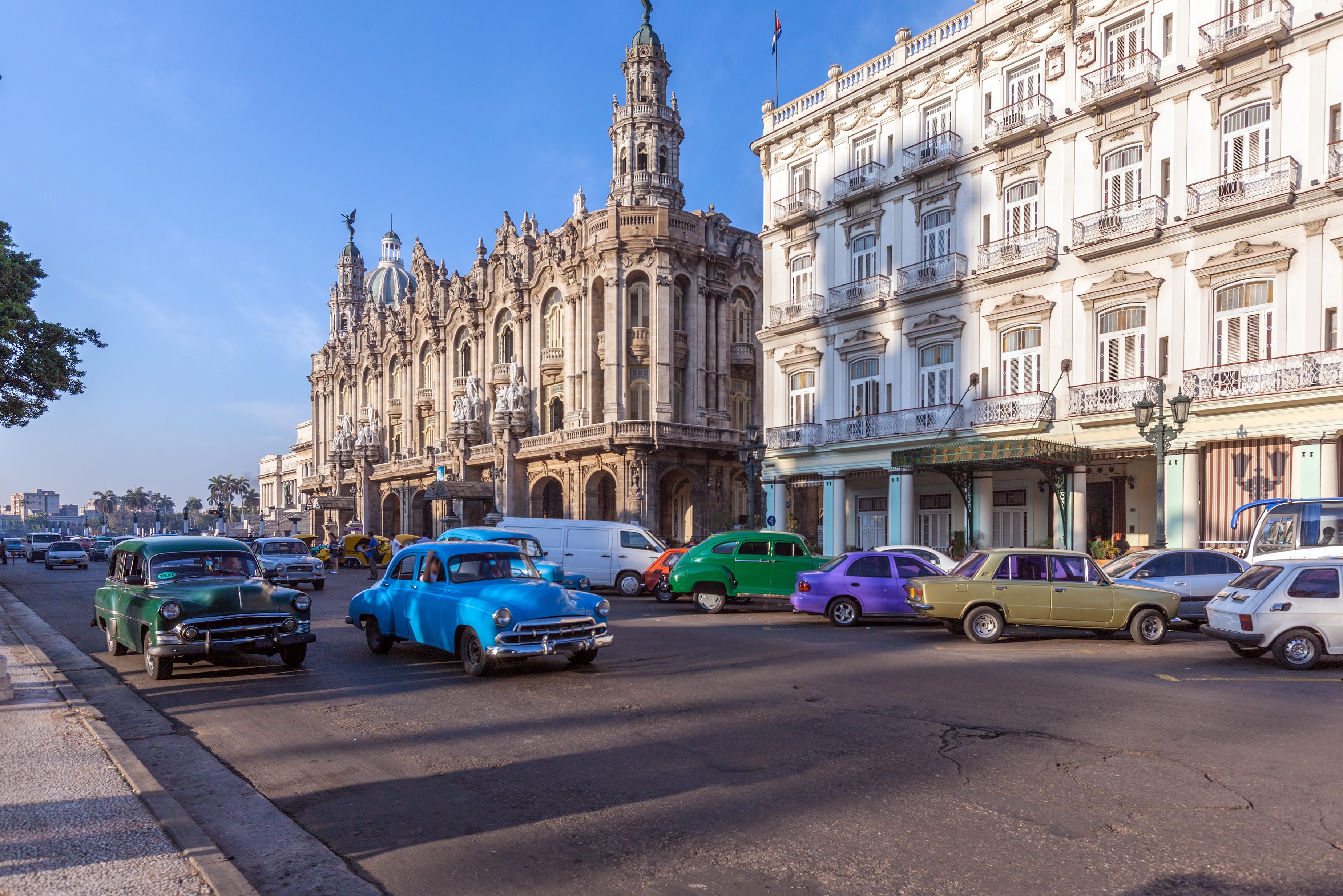 Bezichtig de hoogtepunten in een classic car in Havana in Cuba