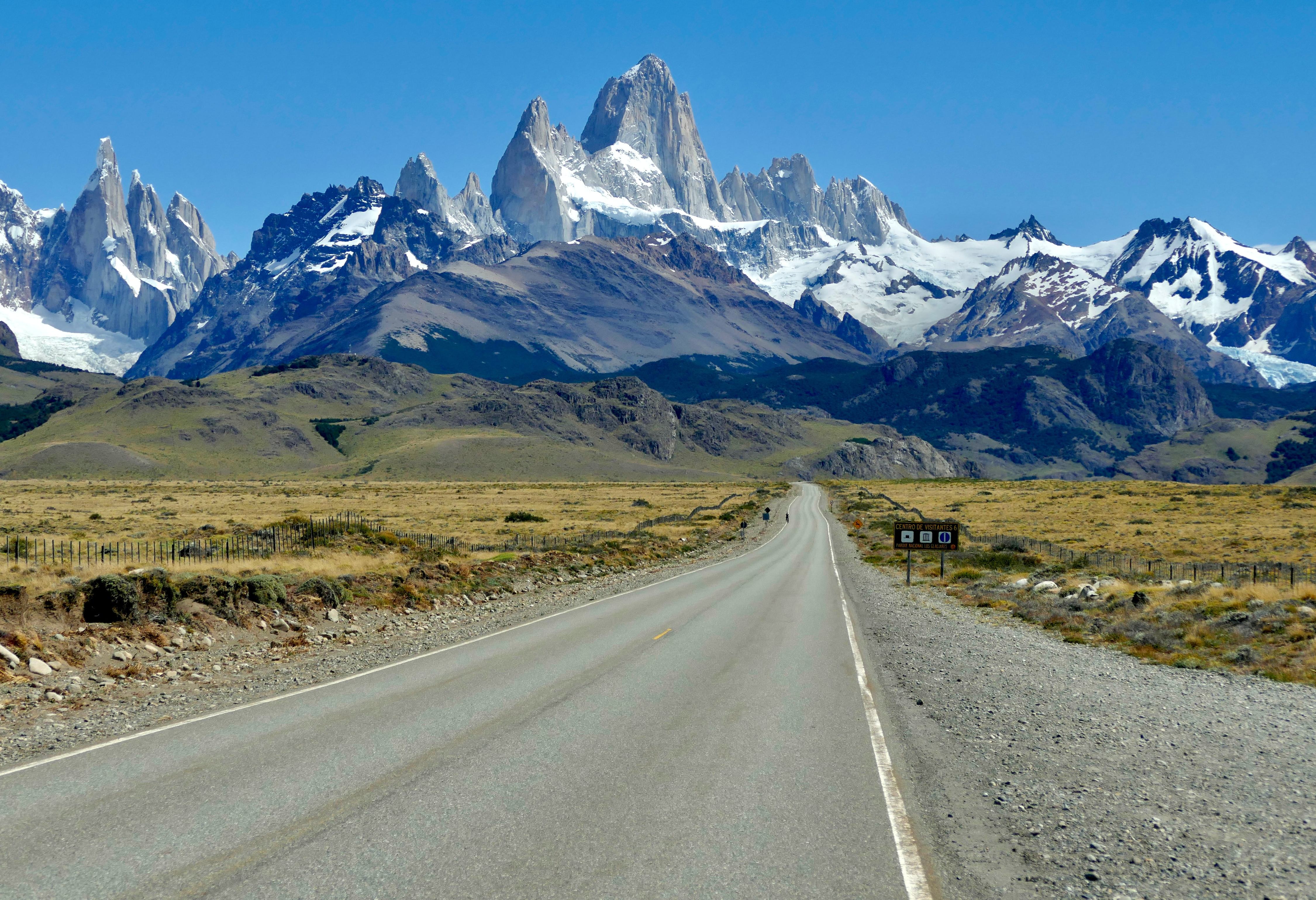 De weg bij El Calafate in Argentinië