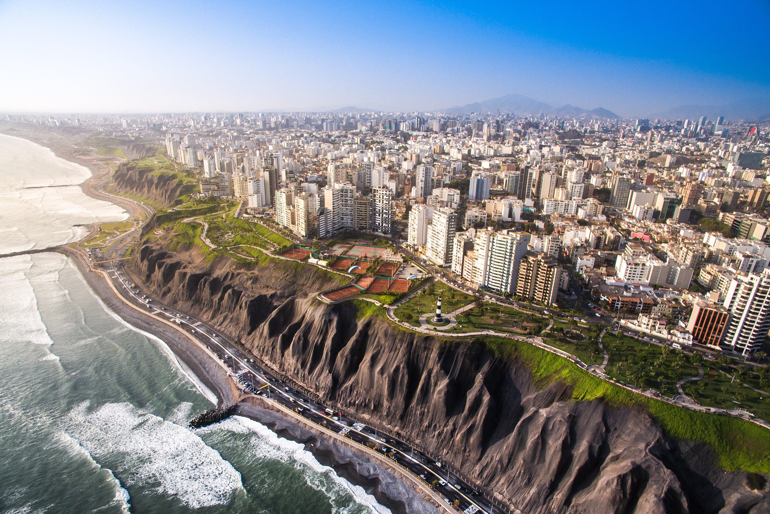 Lima aan de kust van Peru