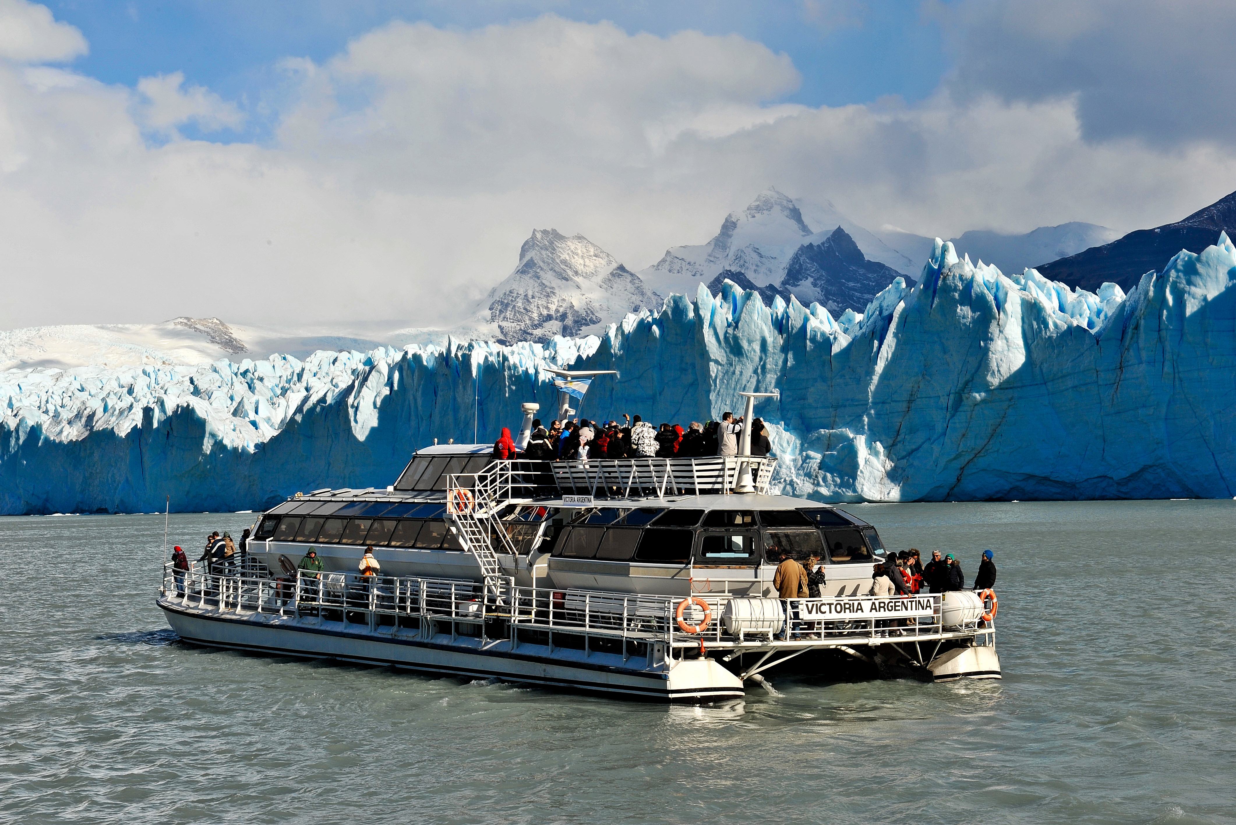 argentinie-patagonia-perito-moreno-gletjser-safari-nautico
