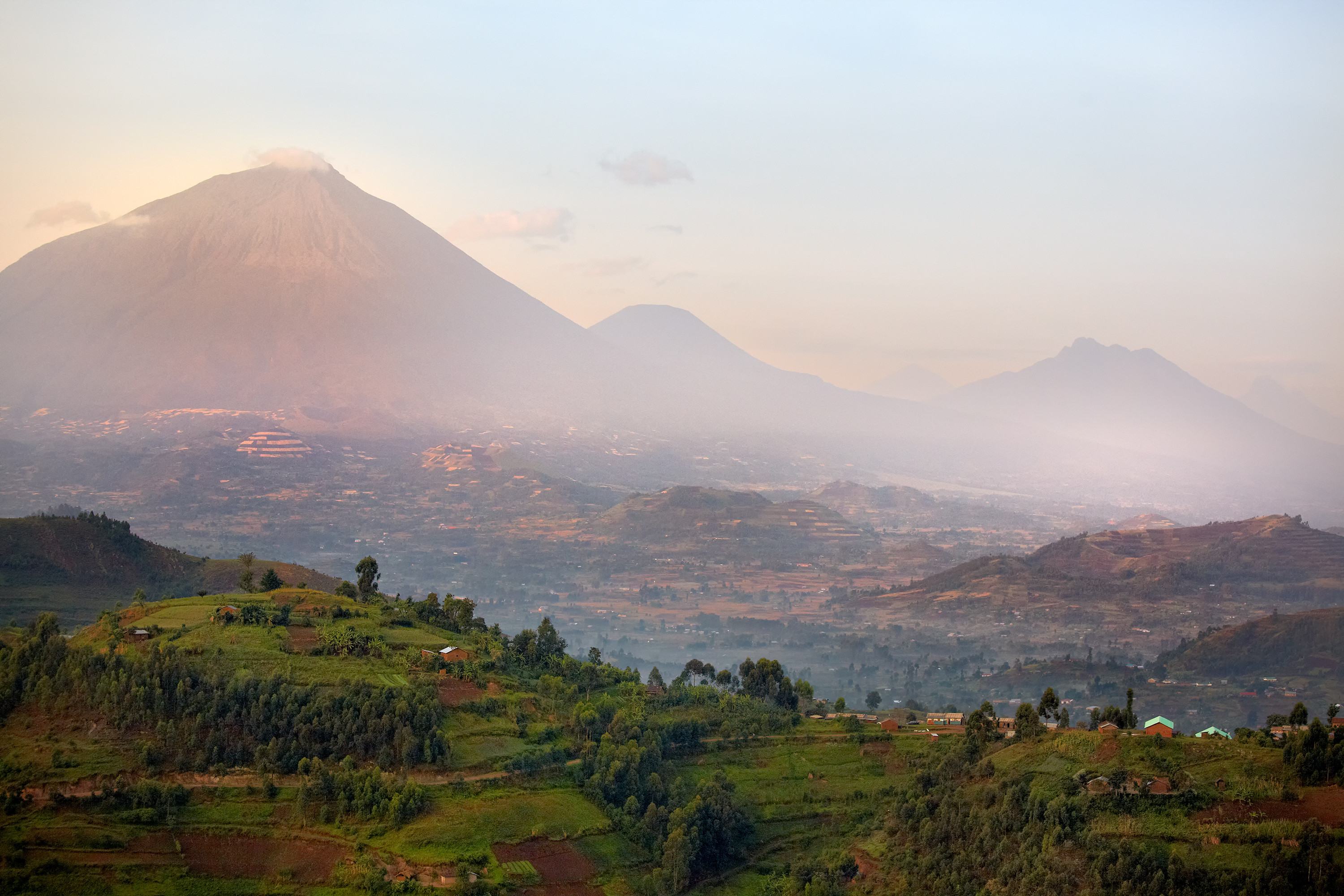 vulkanen in Mgahinga Gorilla national park