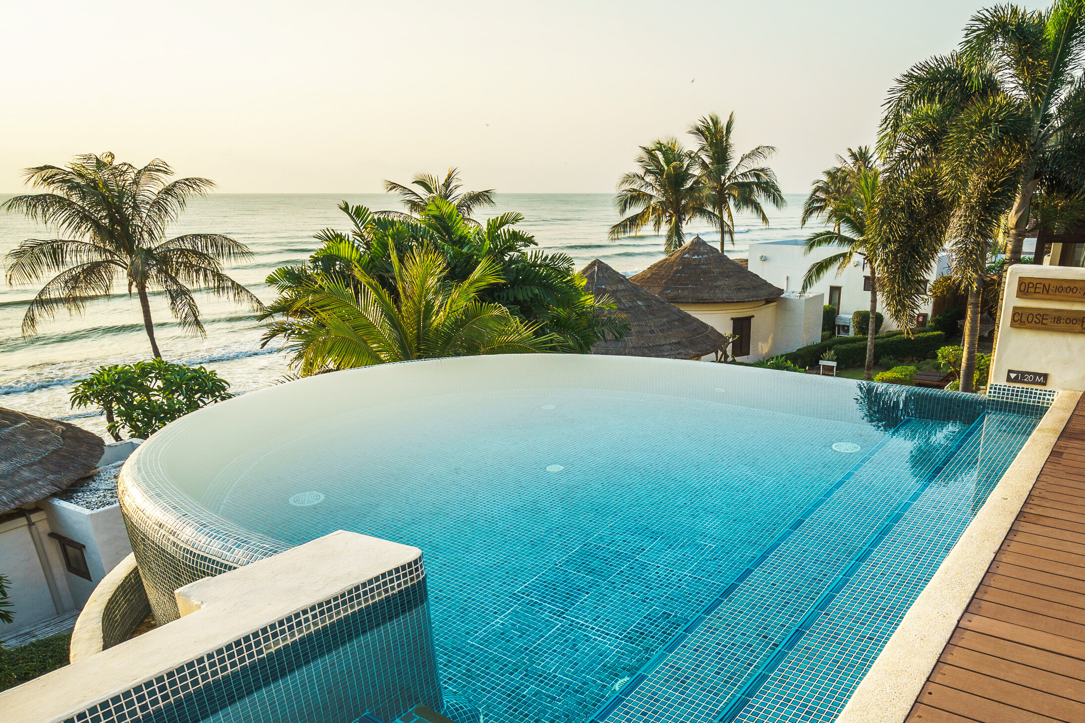 Thailand Hua Hin Pranburi Aleenta Resort Zwembad