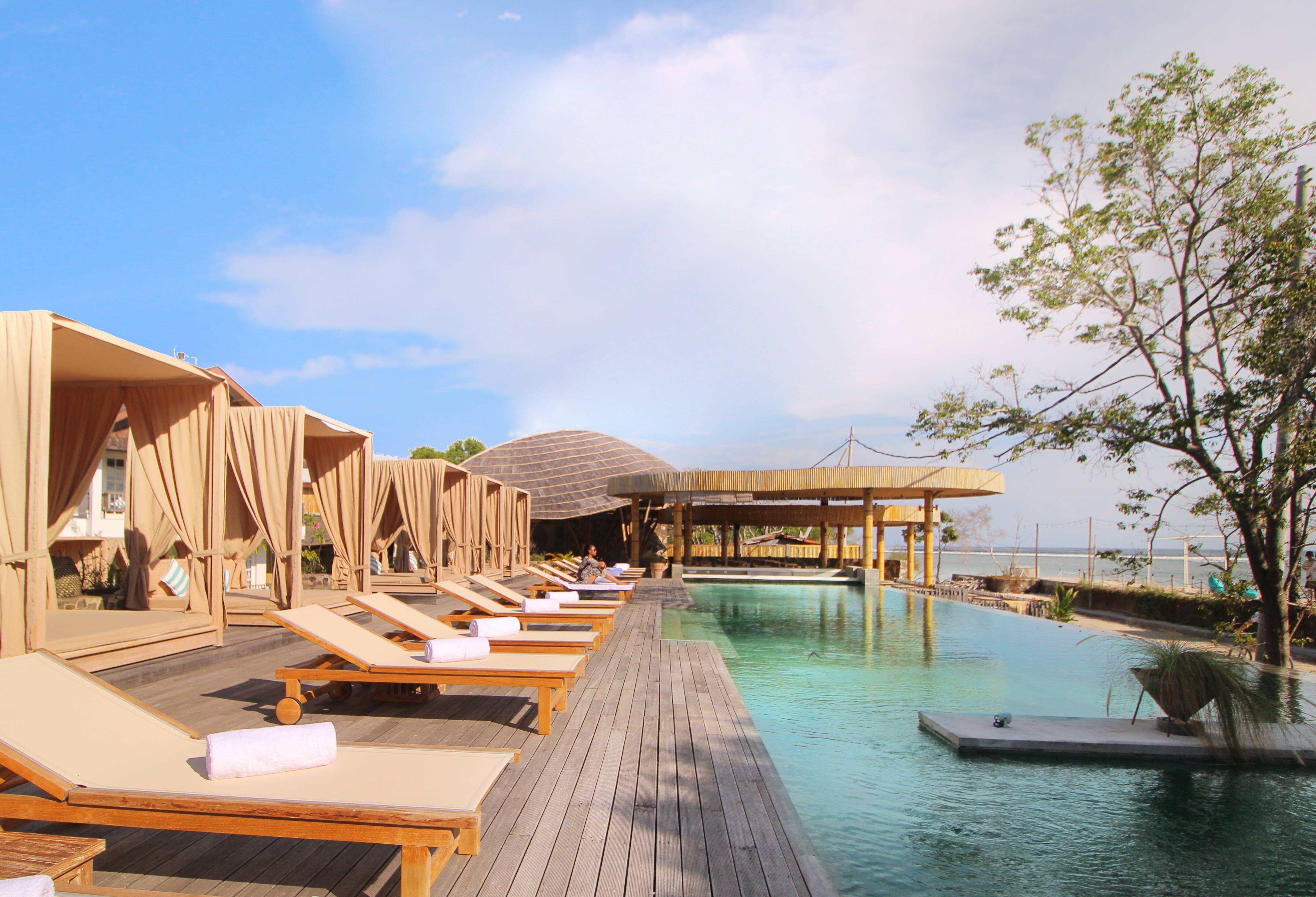 Zwembad van het Kardia Resort op Gili Trawangan in Indonesie