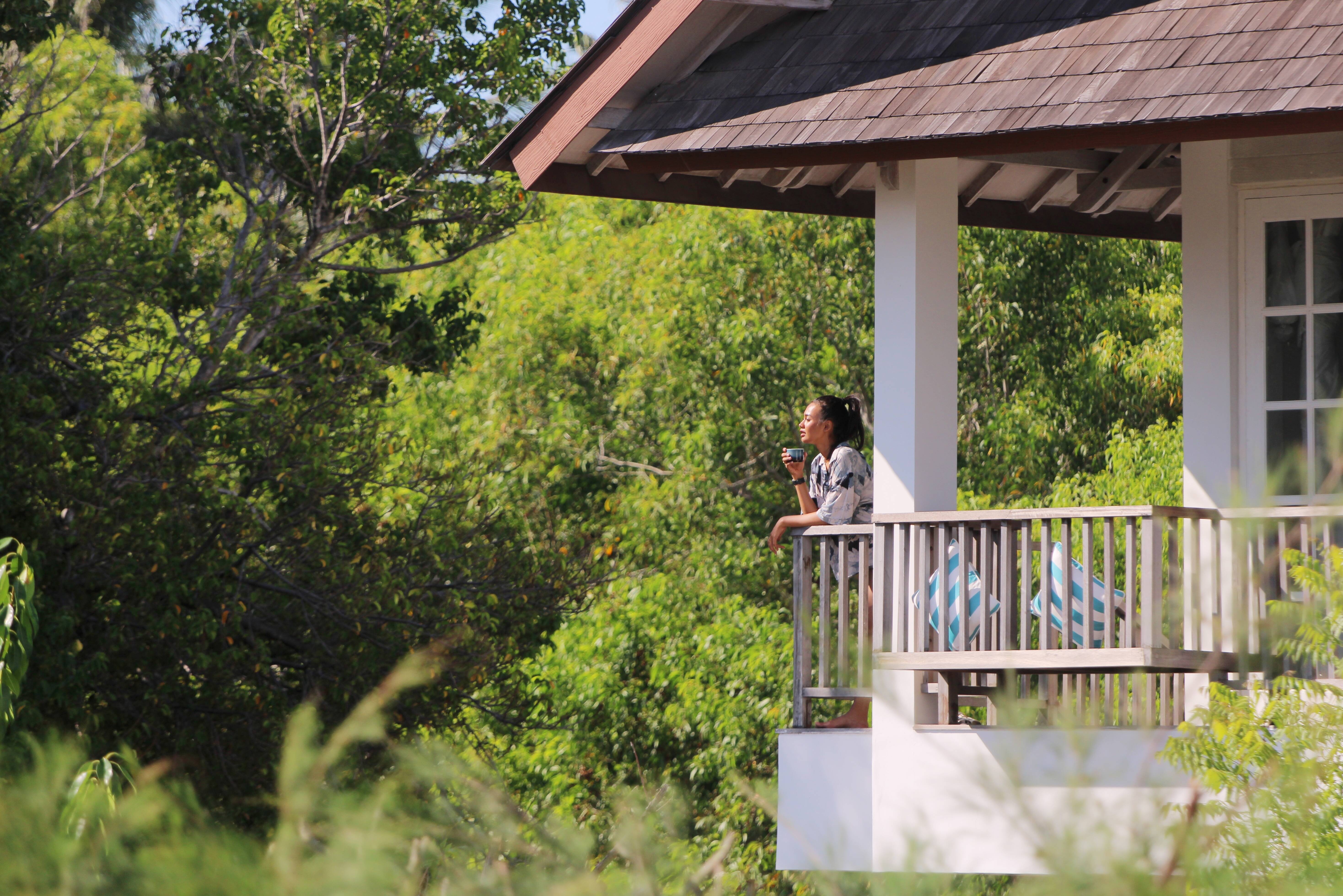 Wakker worden op het balkon in het Kardia Resort op Gili Trawangan in Indonesie