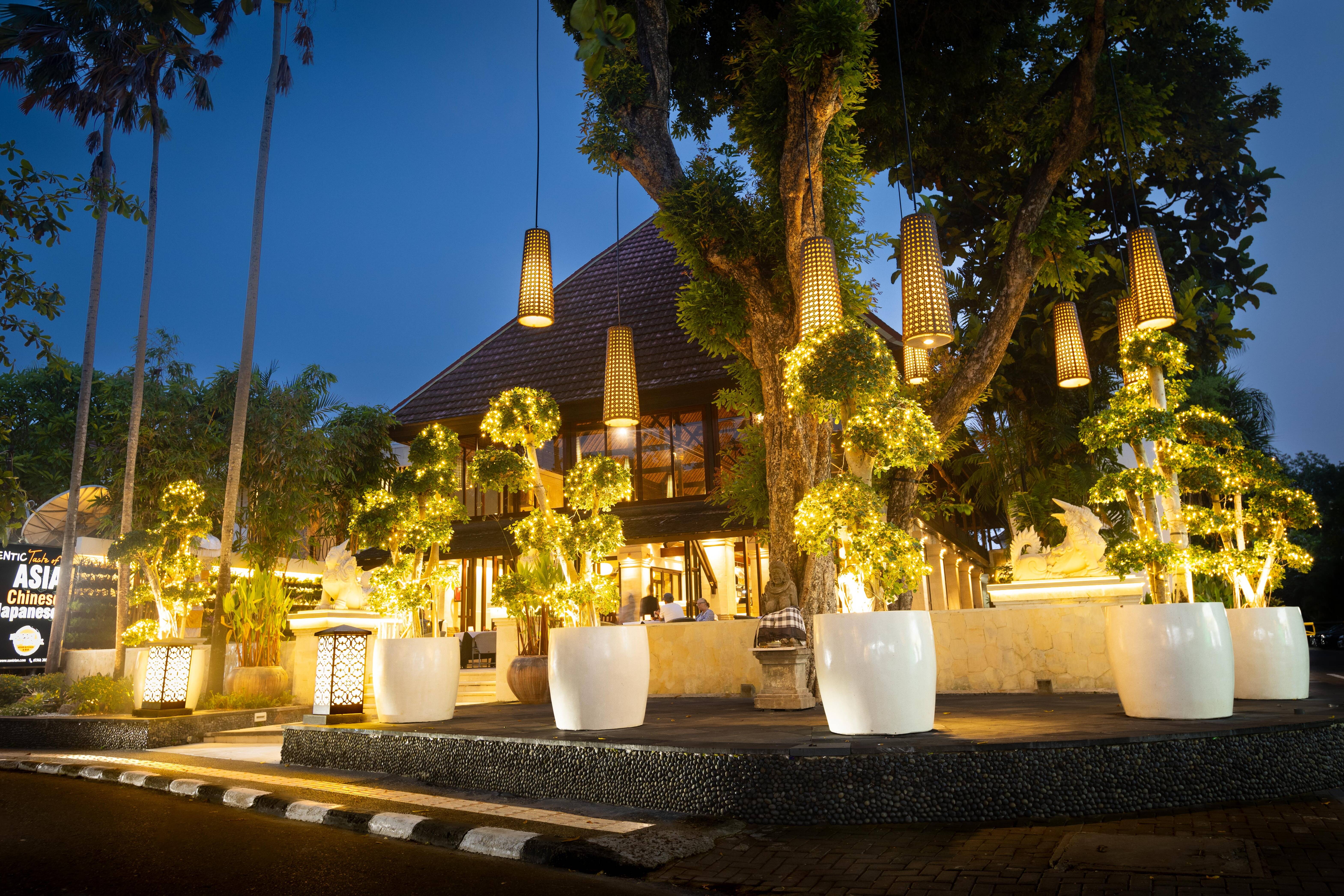 Mezzanine Restaurant van het Puri Santrian in Sanur op Bali