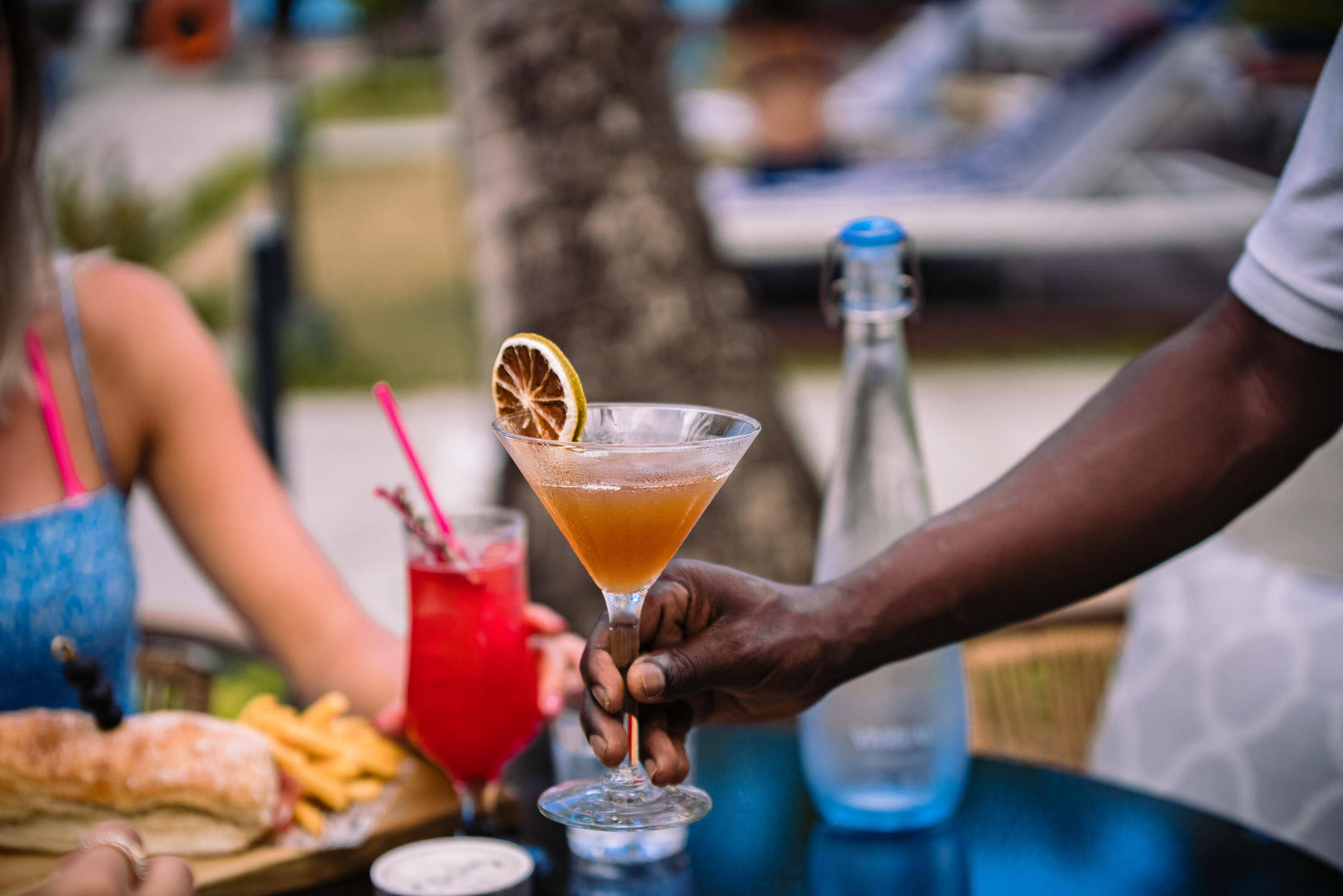 Hilton Labriz Silhouette