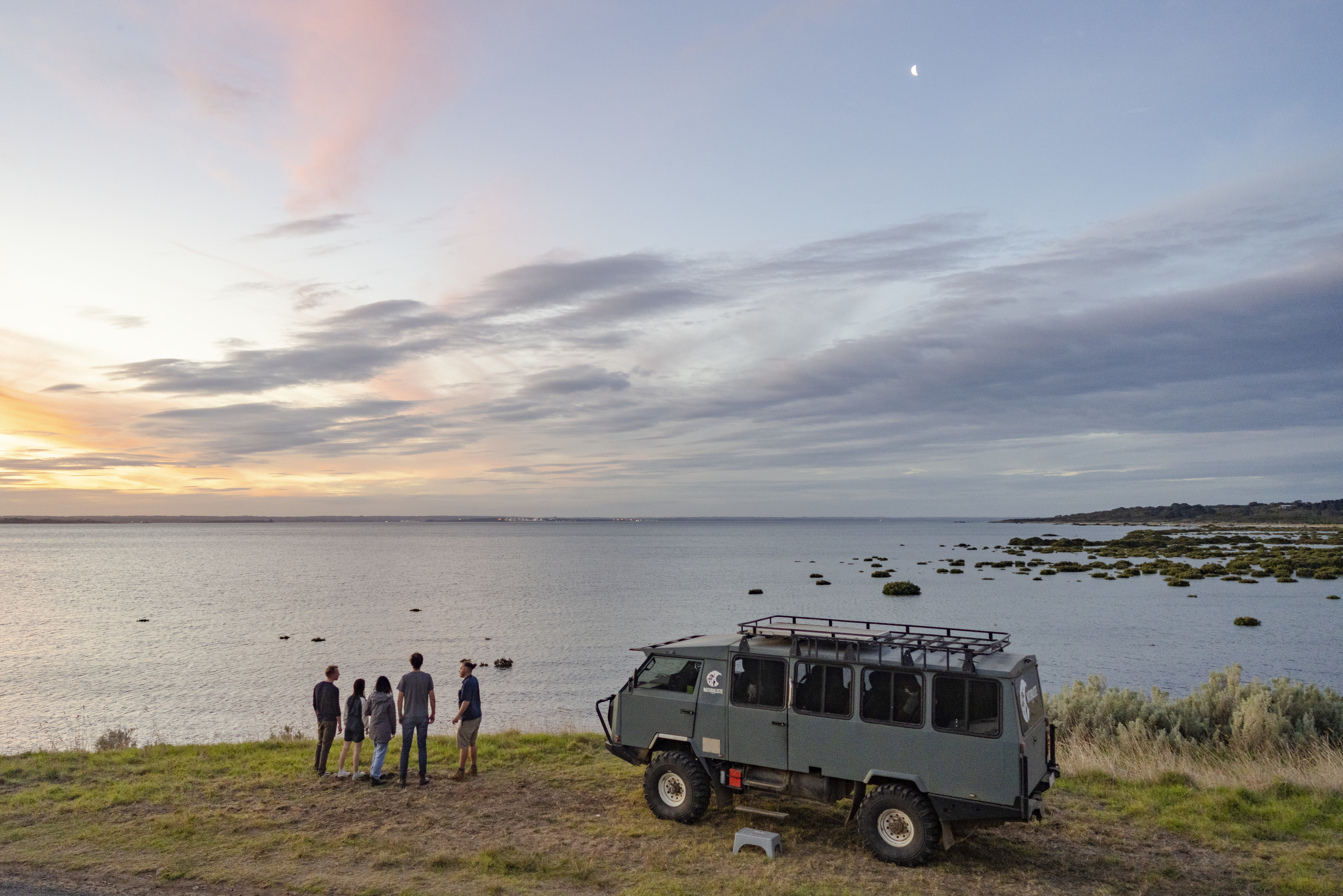 4WD wagen tijdens de tour op French Island in Australie