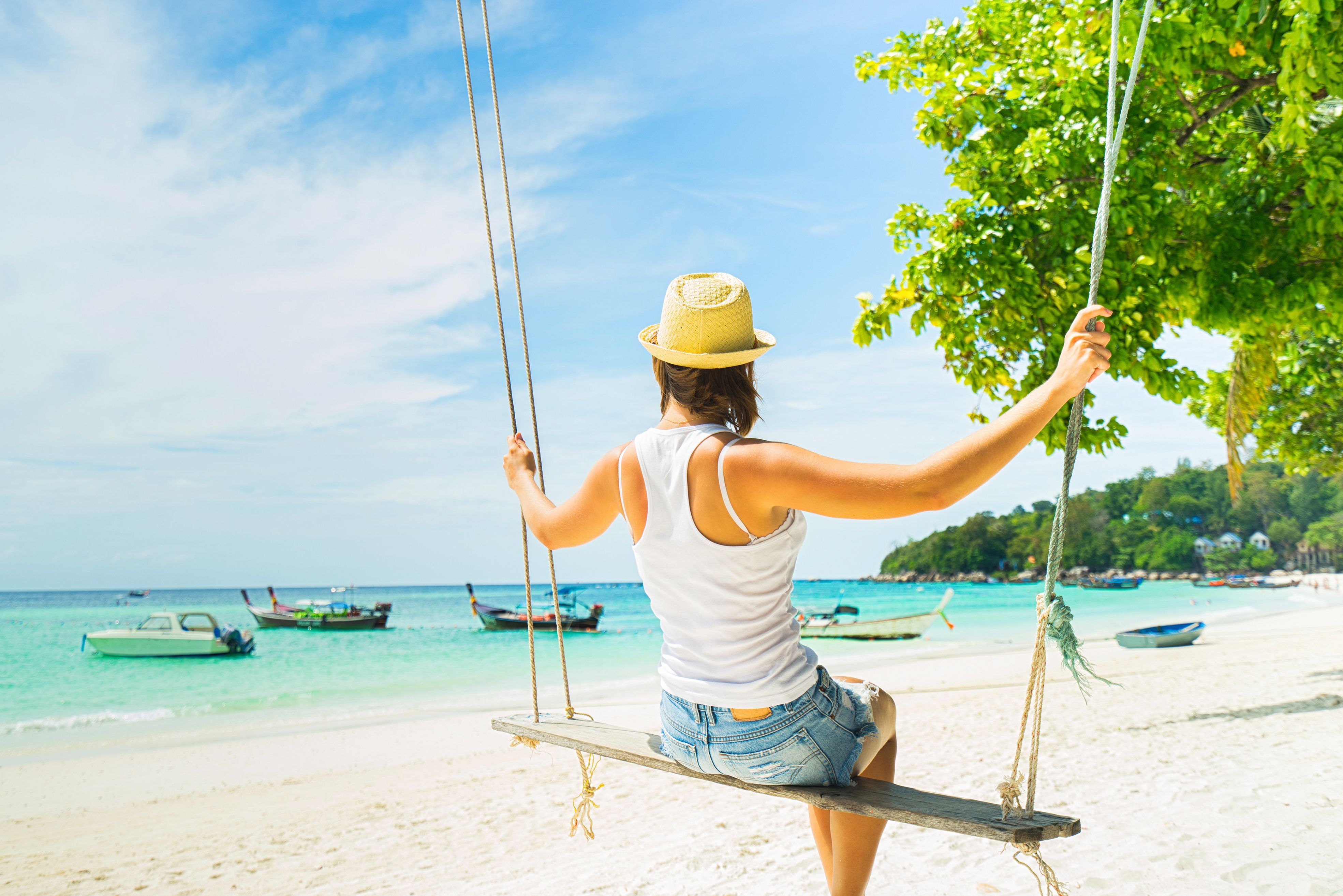 Schommelende dame Koh Lipe