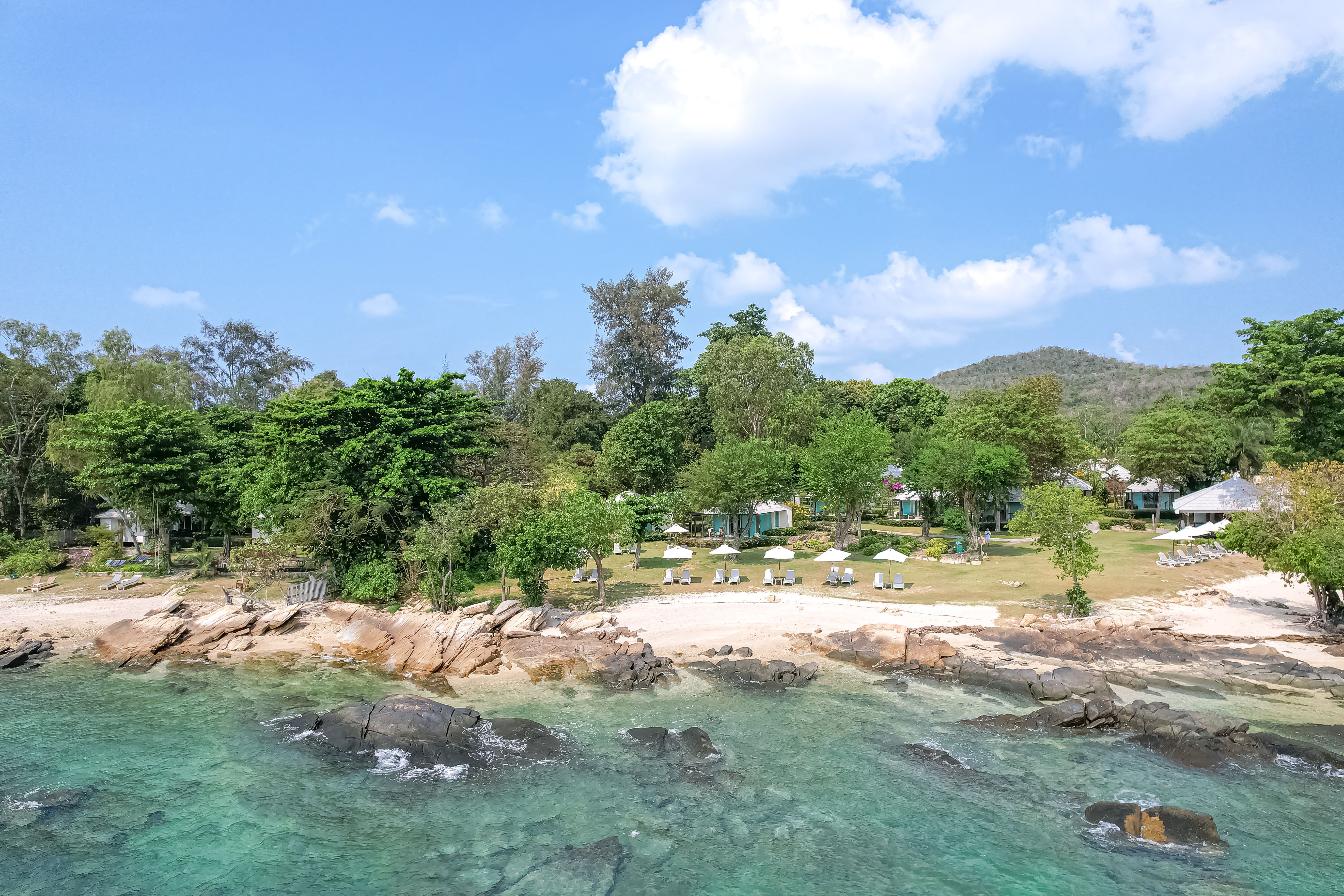 Thailand Koh Samet Sai Kaew Beach Resort Pineapple Beach