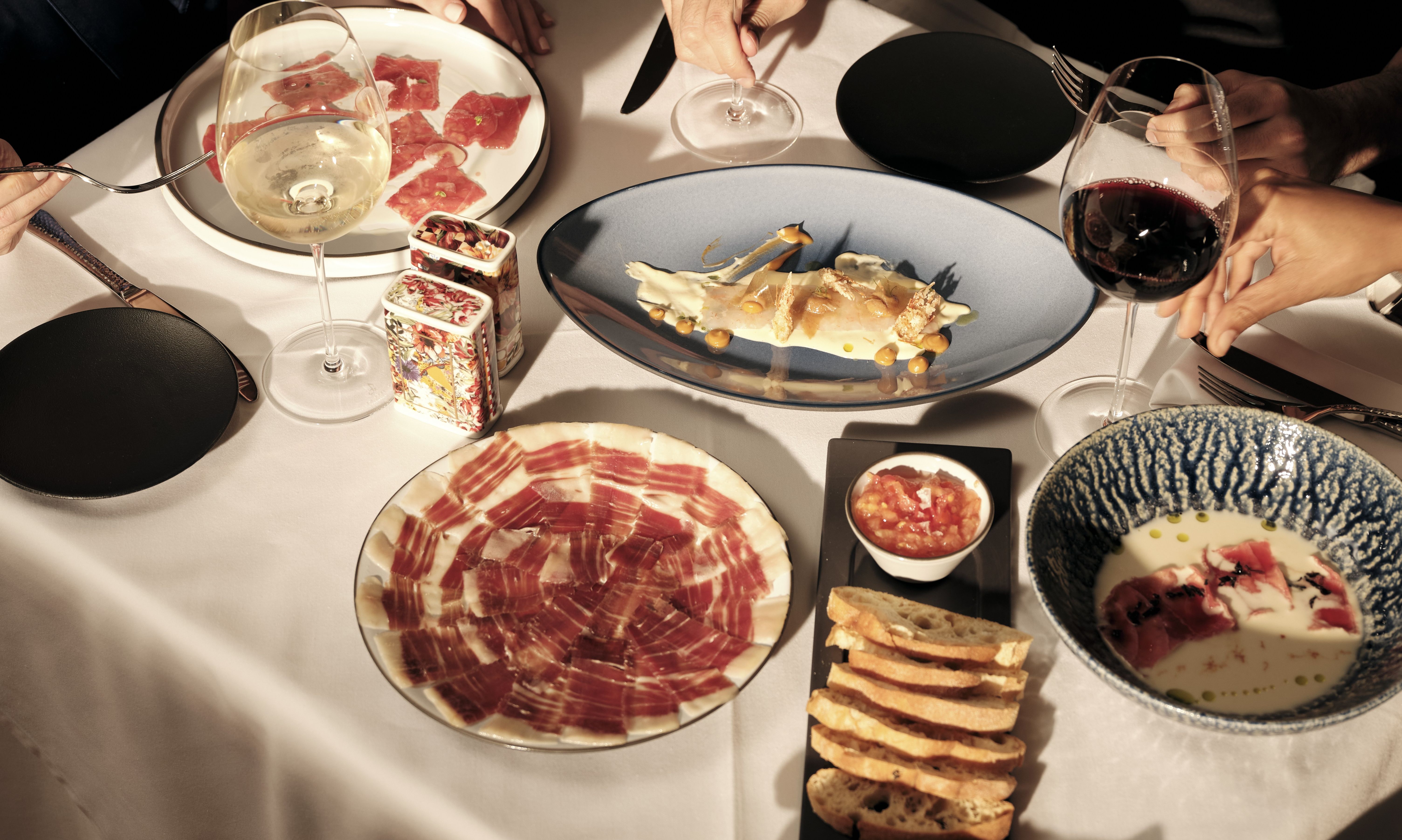 Emiraten-Ras-Al-Khaimah-SO-Ras-Al-Khaimah-Dineren