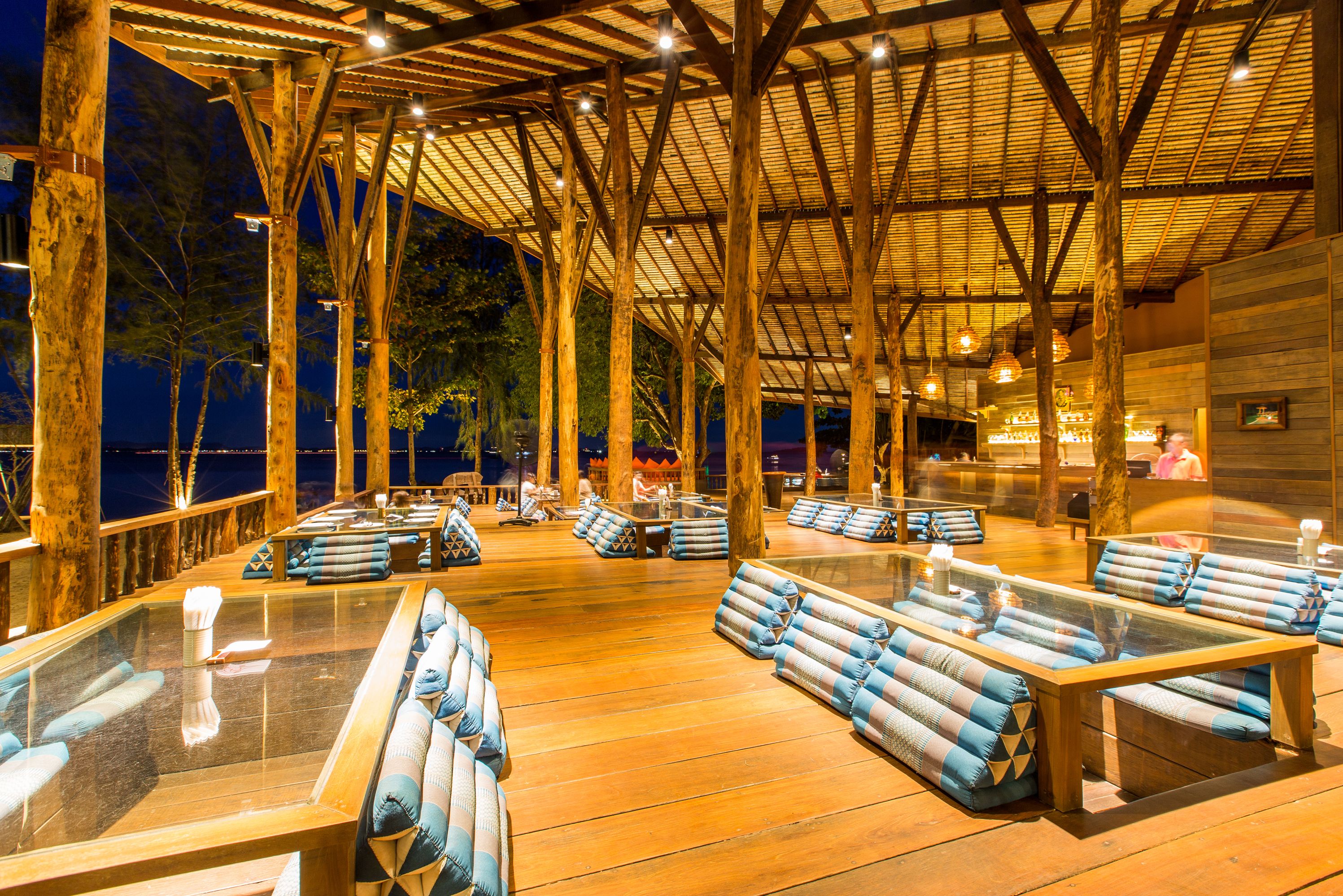 Thailand Koh Samet Baan Ploy Sea Restaurant