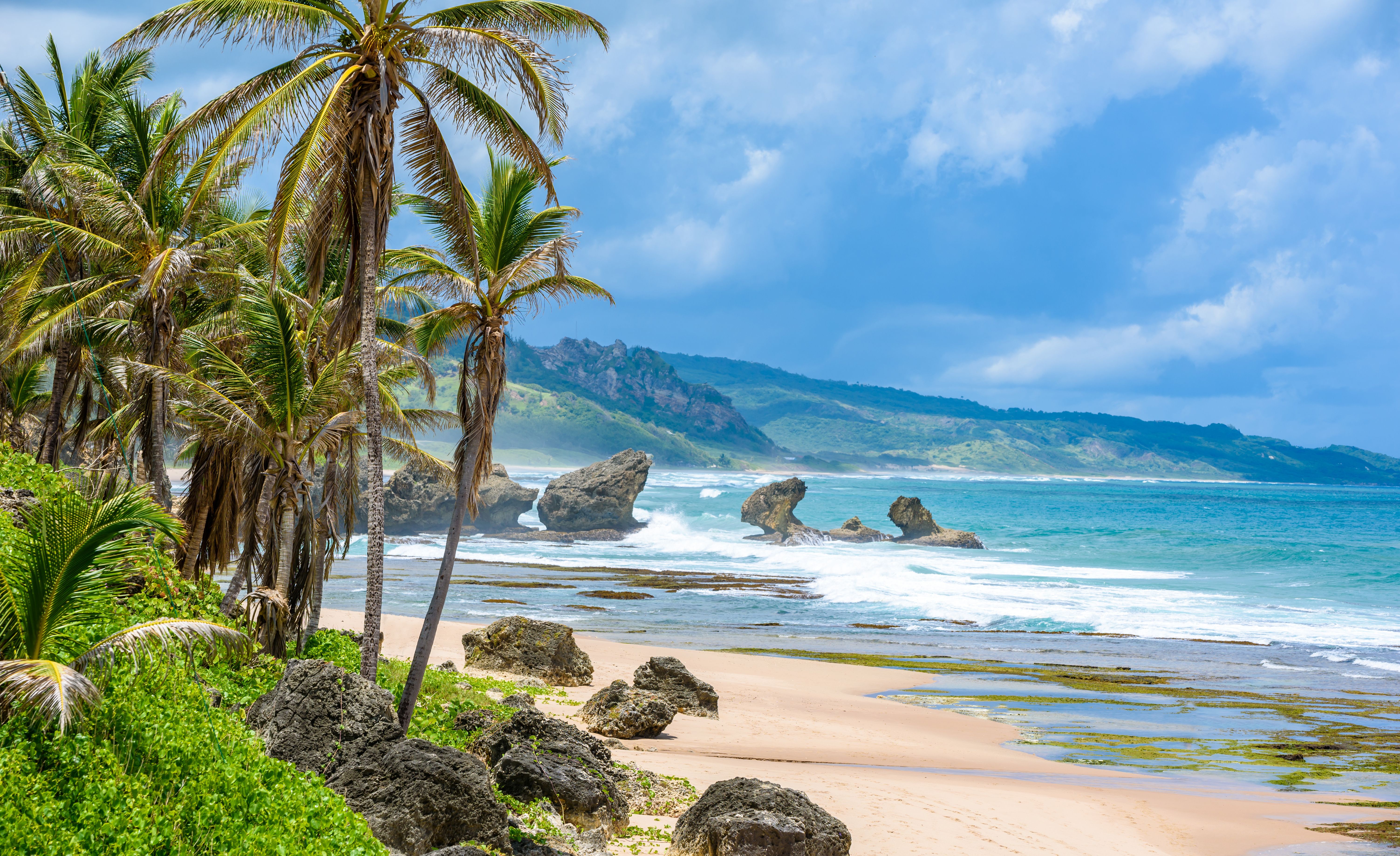 Barbados-Oost-Kust-Bathsheba-Beach-Rotsen-Strand