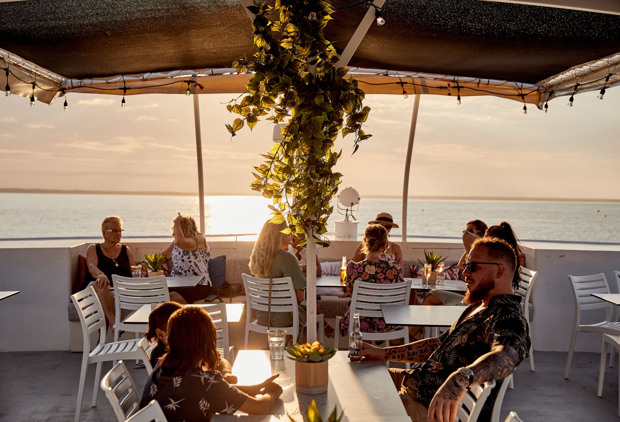 Darwin Dinercruise bij zonsondergang